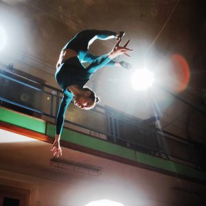 Contortionist acrobat stunt slovakia for movie hector