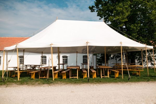 medieval natural looking large capacity tent for rent